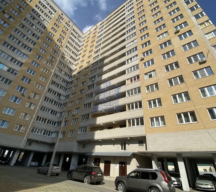 Продаётся 1-комнатная квартира, 52 м²