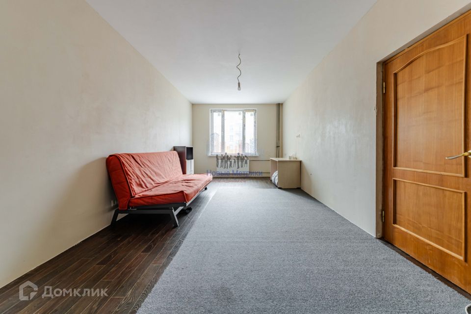 Продаётся 1-комнатная квартира, 49.5 м²