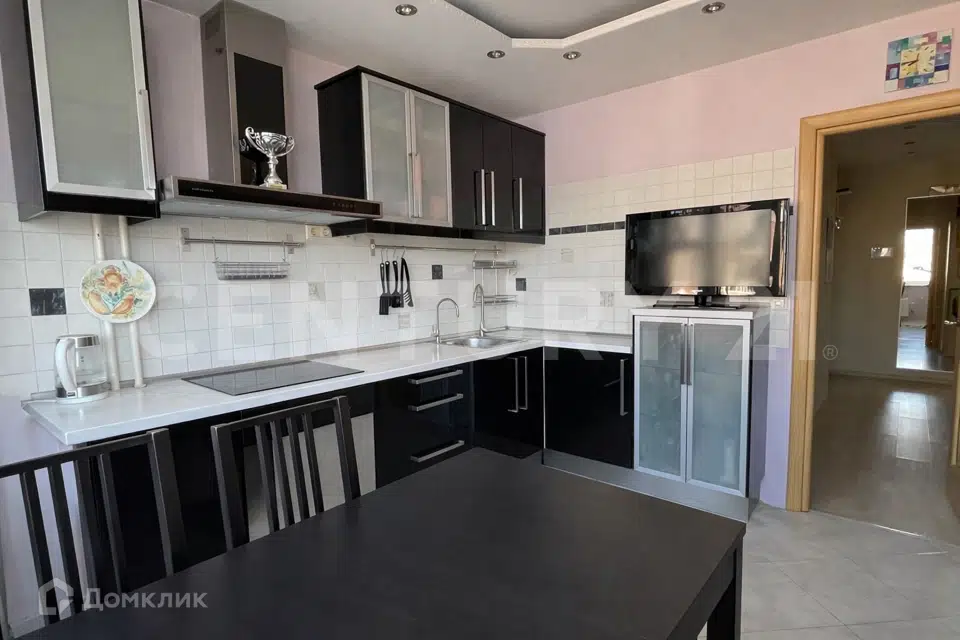 Продаётся 2-комнатная квартира, 67 м²