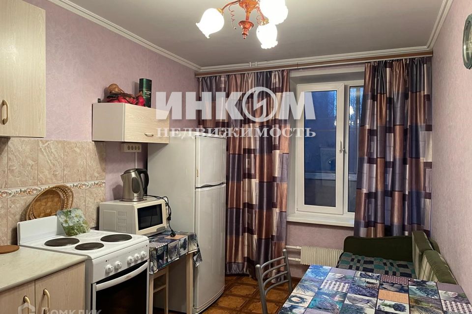 Сдаётся 1-комнатная квартира, 38 м²