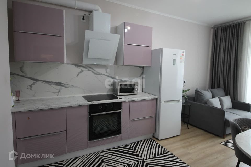 Продаётся 2-комнатная квартира, 58 м²