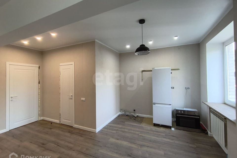 Продаётся 2-комнатная квартира, 56 м²