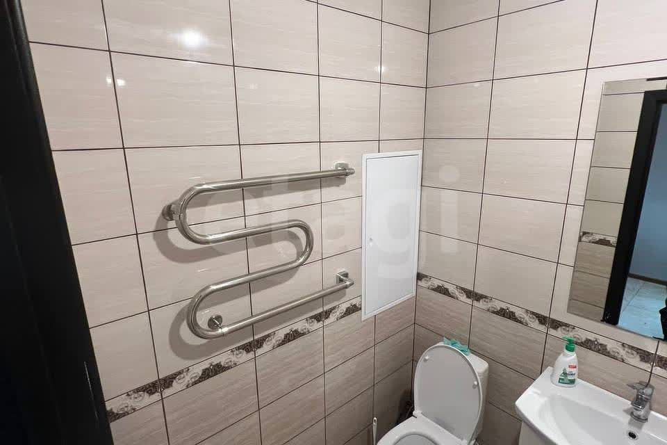 Продаётся 1-комнатная квартира, 53 м²