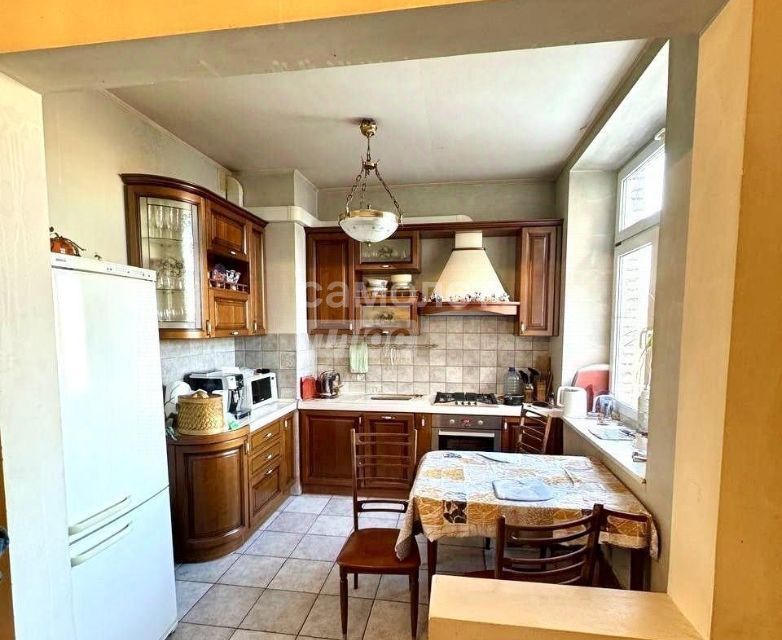 Продаётся 2-комнатная квартира, 63.5 м²