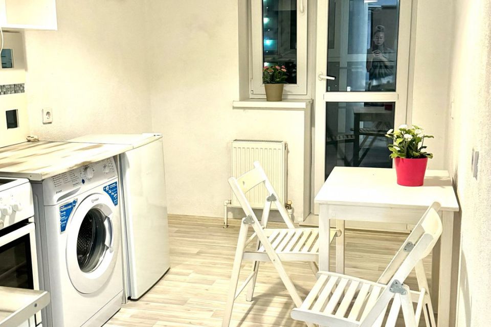 Продаётся 1-комнатная квартира, 38 м²