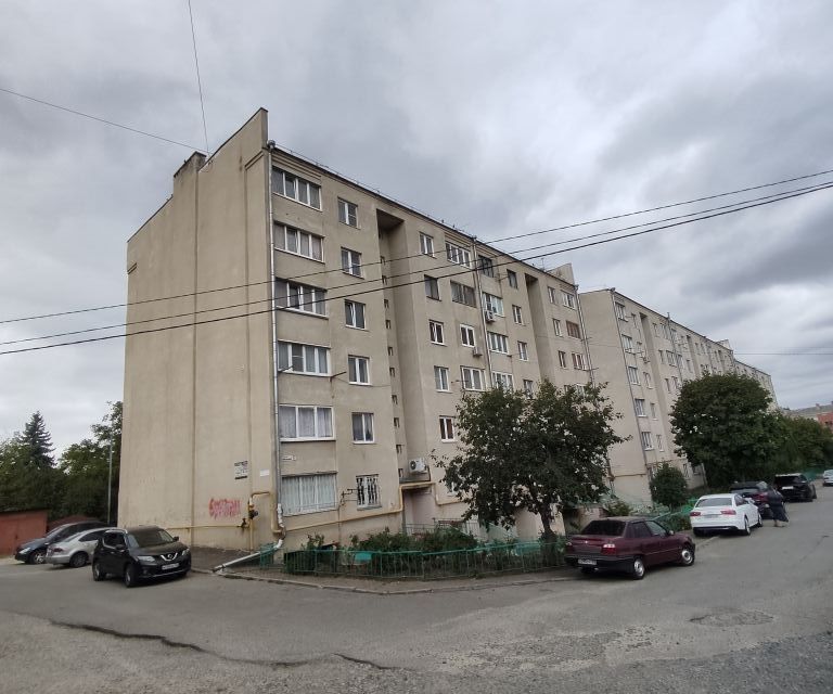 Продаётся 3-комнатная квартира, 83 м²