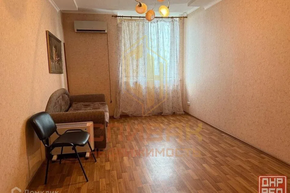 Продаётся 3-этажный дом, 212 м²