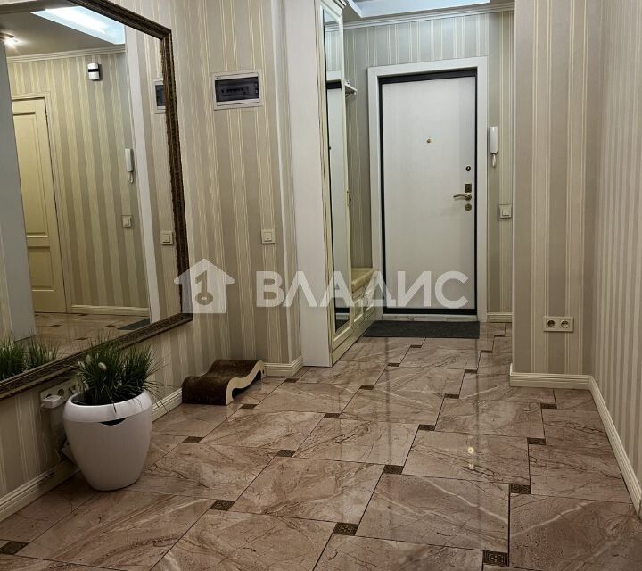 Продаётся 3-комнатная квартира, 74.4 м²