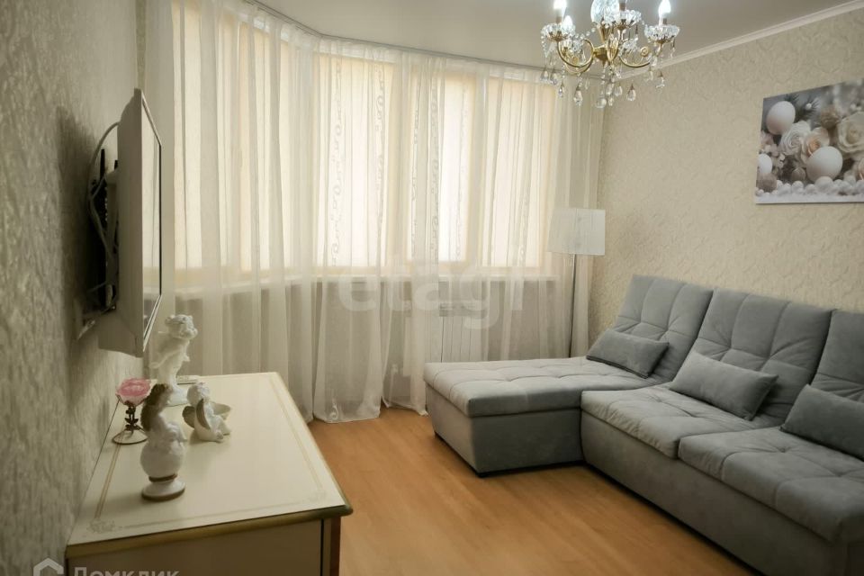 Продаётся 1-комнатная квартира, 38 м²