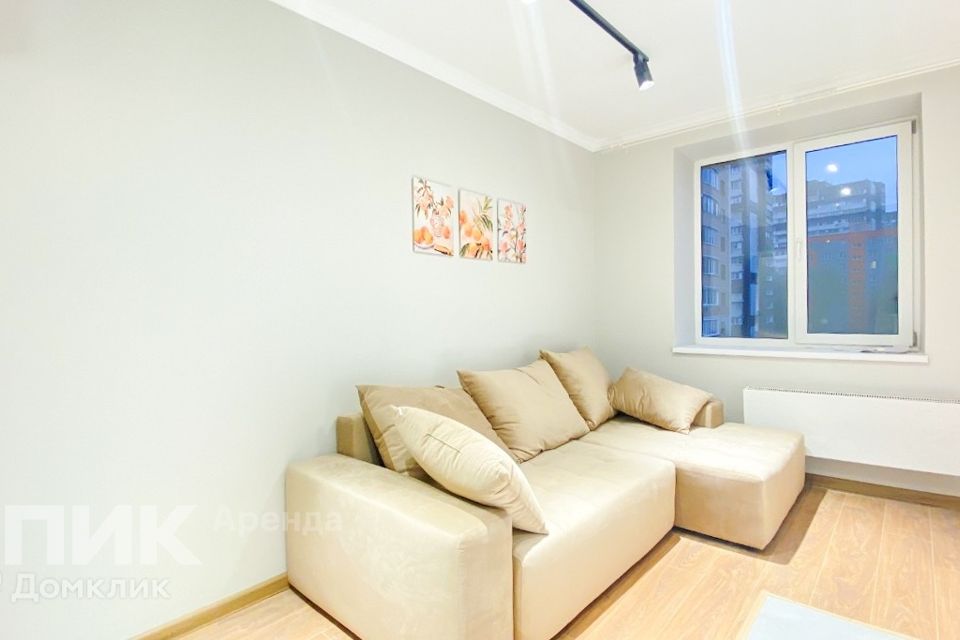 Сдаётся 1-комнатная квартира, 52 м²