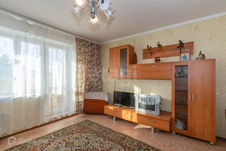 Продаётся 1-комнатная квартира, 40.3 м²