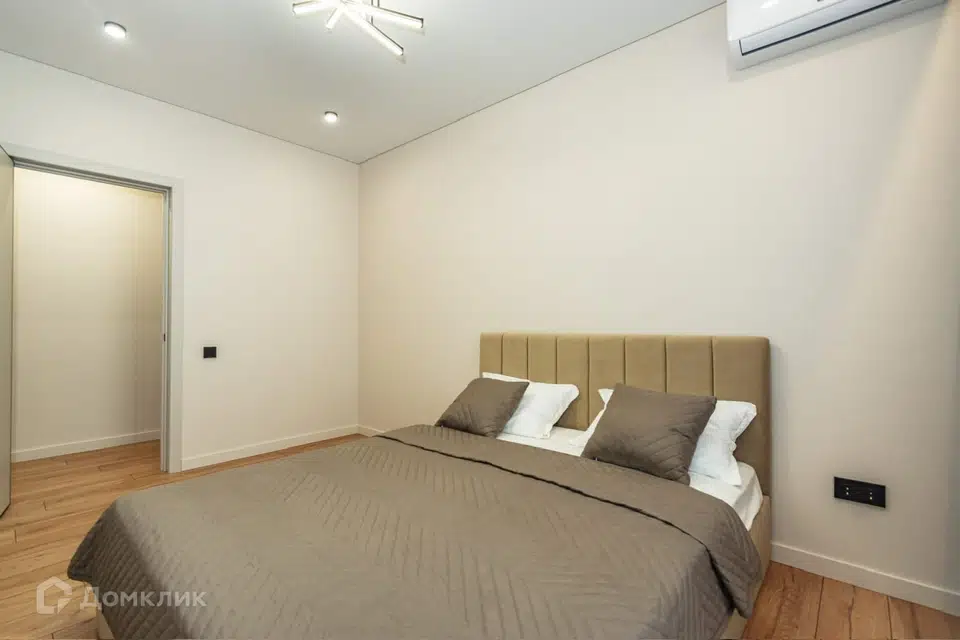 Продаётся 2-комнатная квартира, 56 м²