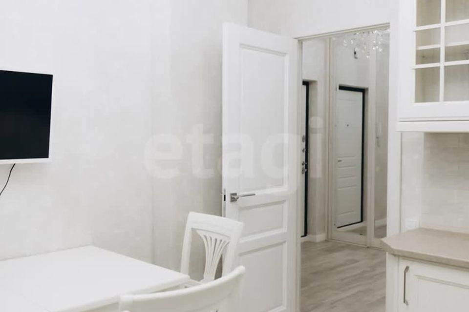 Продаётся 1-комнатная квартира, 46 м²