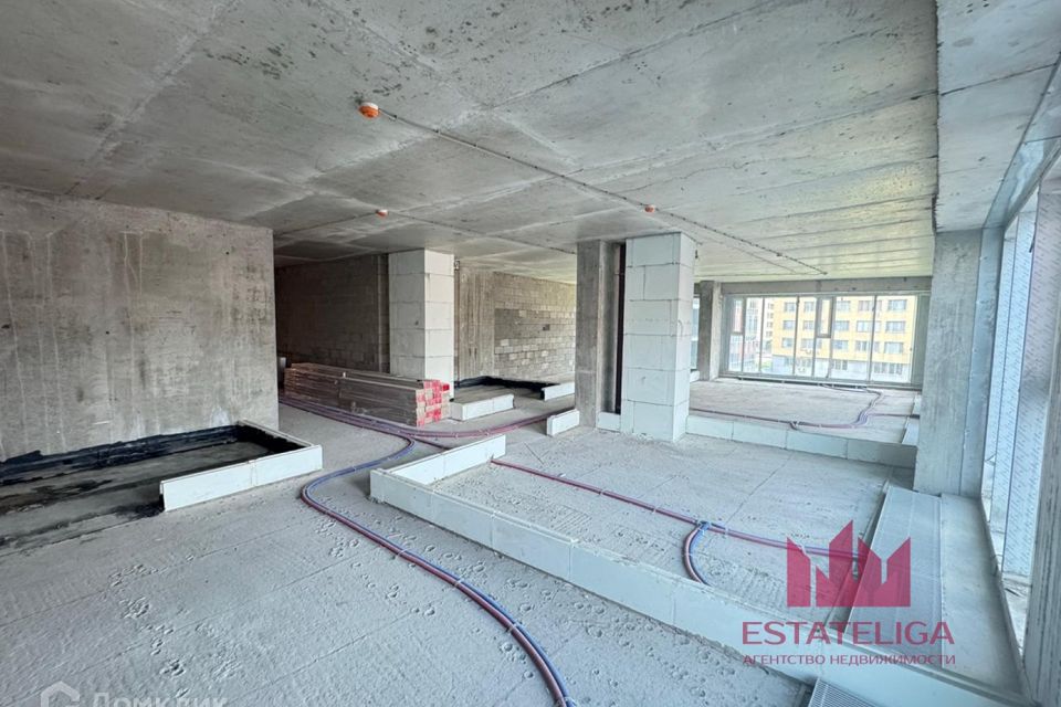 Продаётся 4-комнатная квартира, 138.5 м²