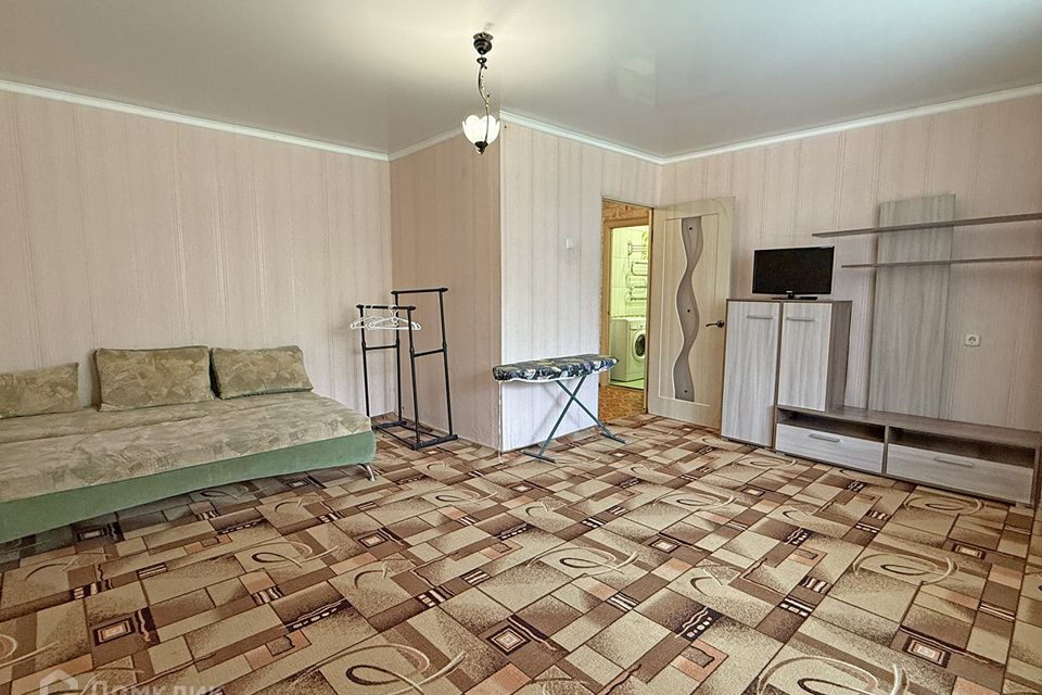 Сдаётся 1-комнатная квартира, 35 м²