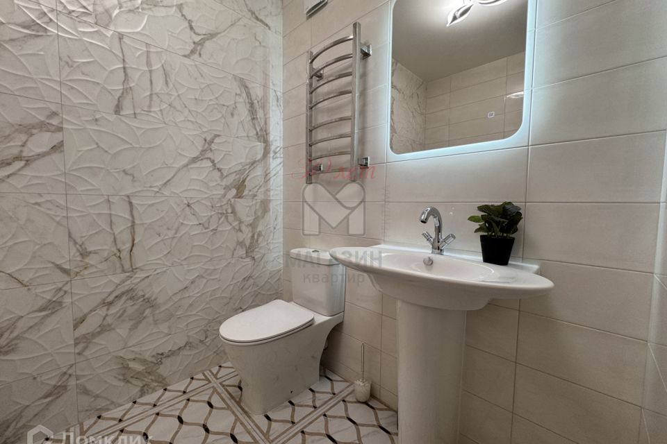 Продаётся 2-комнатная квартира, 72.3 м²