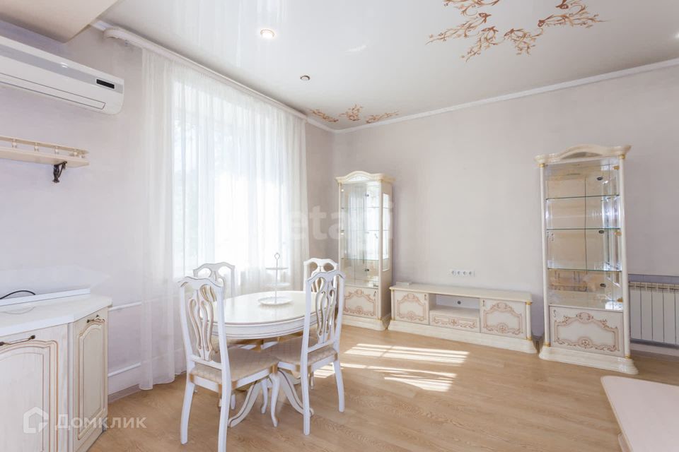 Продаётся 3-комнатная квартира, 68.6 м²