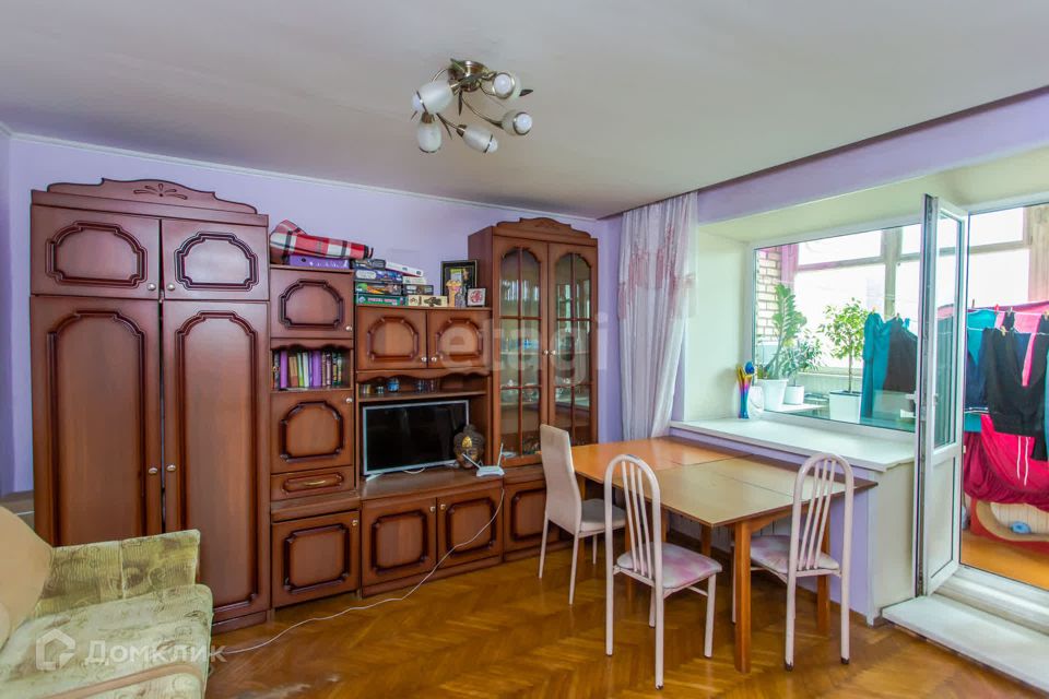 Продаётся 3-комнатная квартира, 58.4 м²