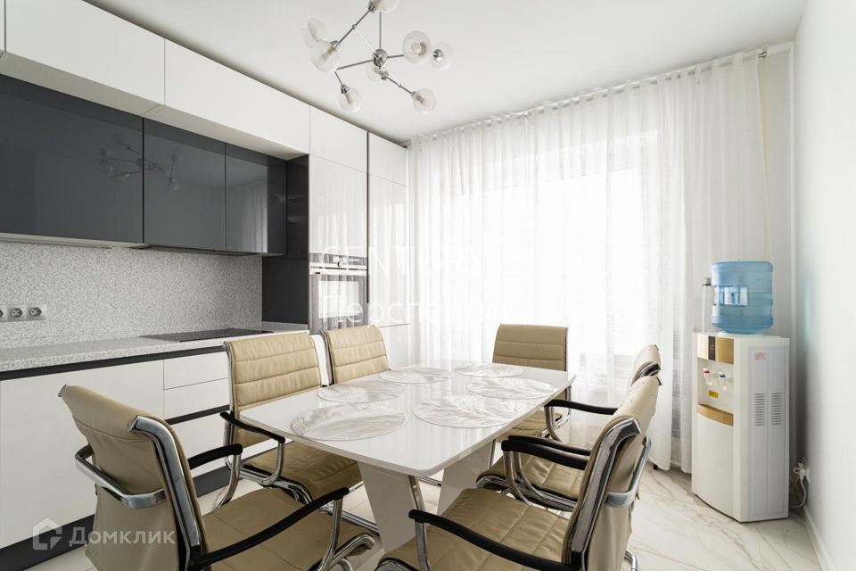 Продаётся 3-комнатная квартира, 72.4 м²