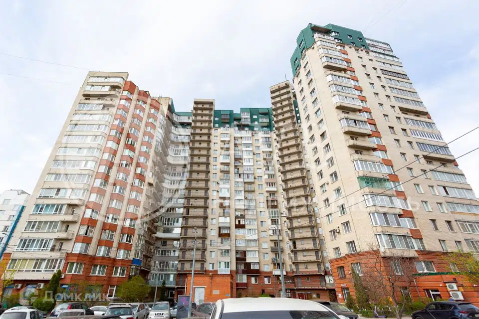 Продаётся 1-комнатная квартира, 43 м²
