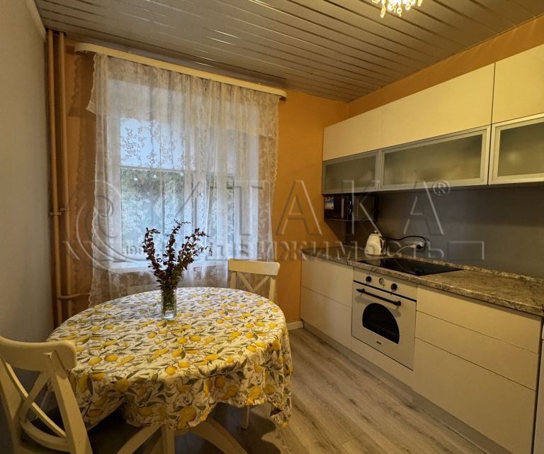 Сдаётся 1-комнатная квартира, 37.5 м²