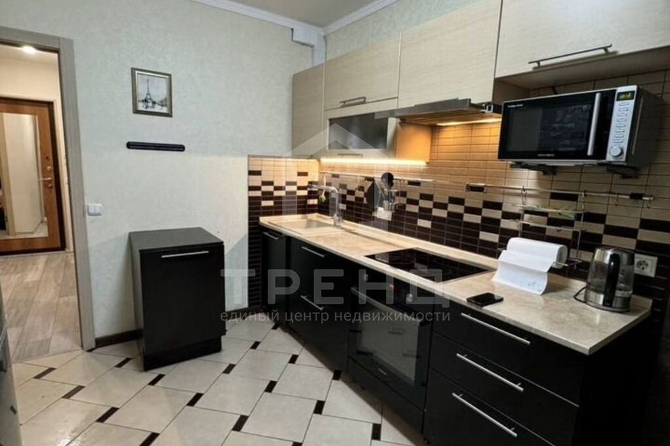 Продаётся 1-комнатная квартира, 42.9 м²