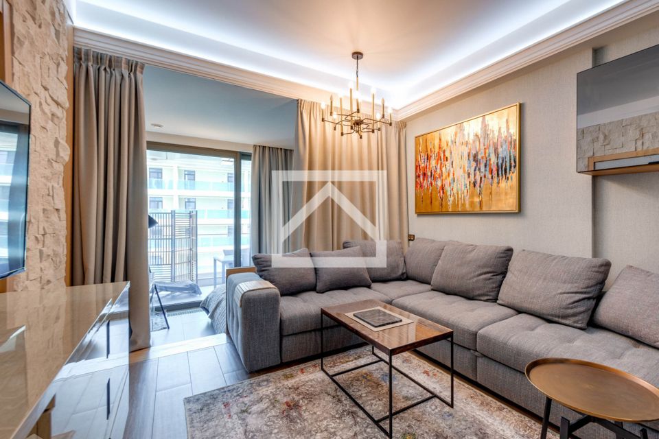Продаётся 1-комнатная квартира, 55 м²