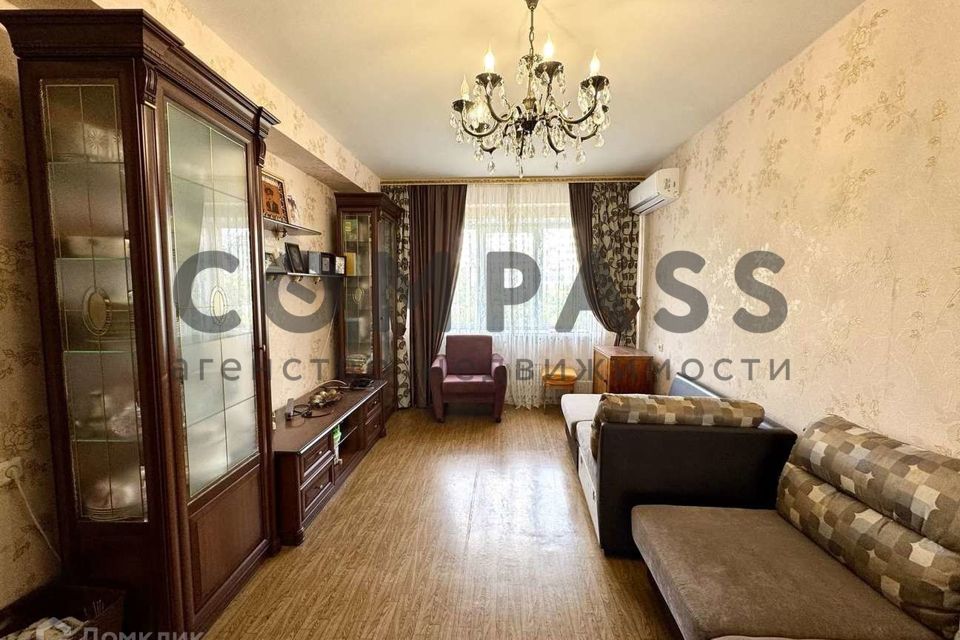Продаётся 2-комнатная квартира, 57.6 м²