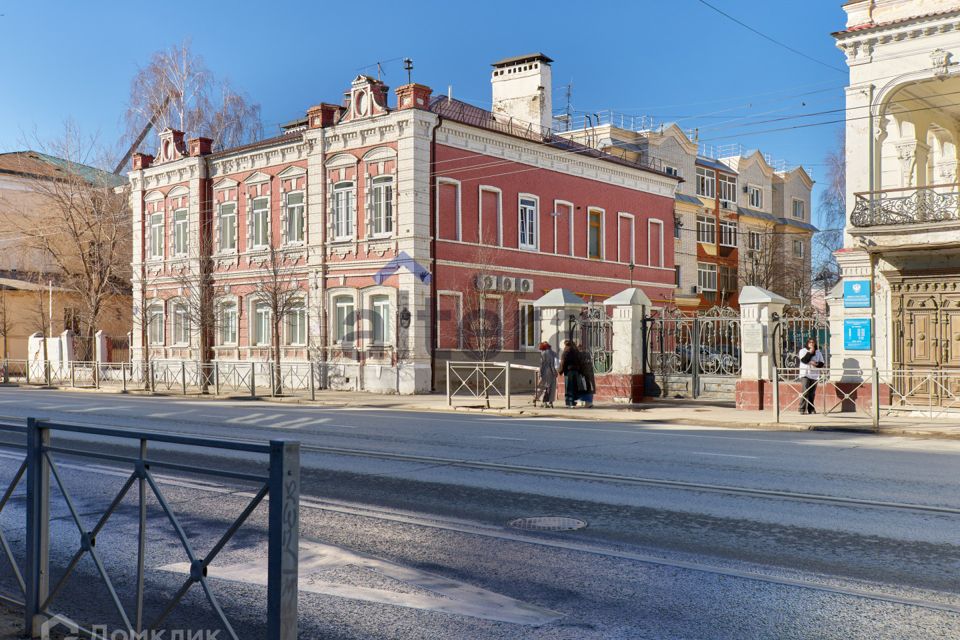 Продаётся 2-комнатная квартира, 61 м²