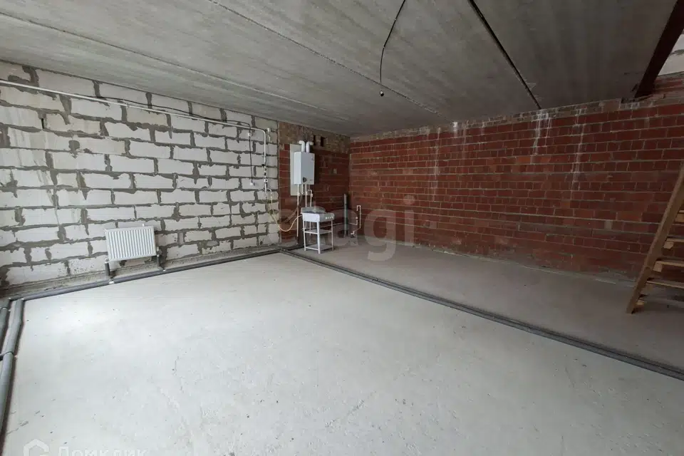 Продаётся таунхаус, 2-эт., 93 м²