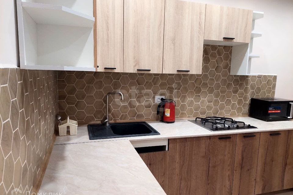 Продаётся 1-комнатная квартира, 46 м²