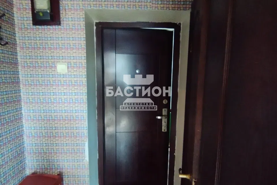 Продаётся 1-комнатная квартира, 32 м²