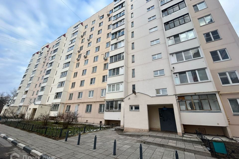 Продаётся 1-комнатная квартира, 39.7 м²