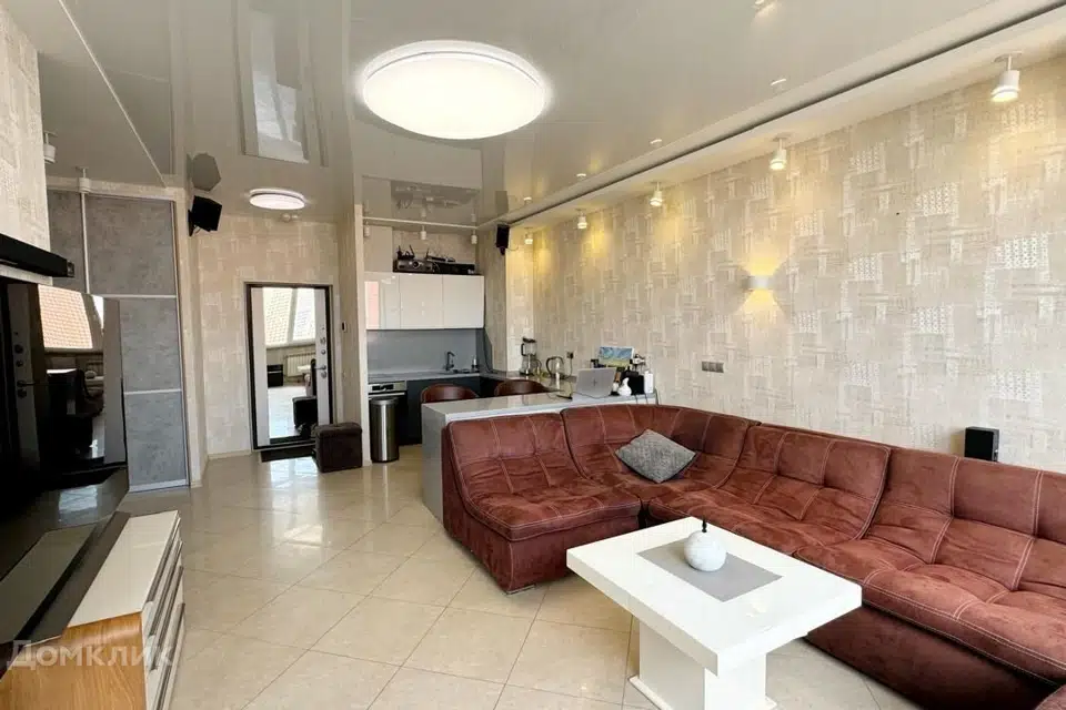Продаётся 1-комнатная квартира, 50 м²