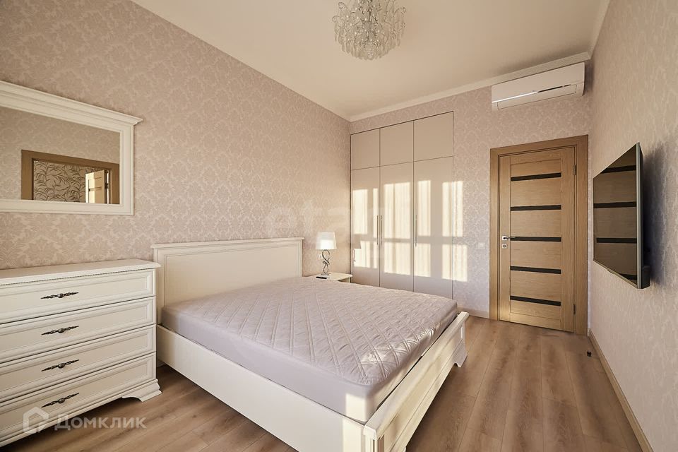 Продаётся 2-комнатная квартира, 60.2 м²