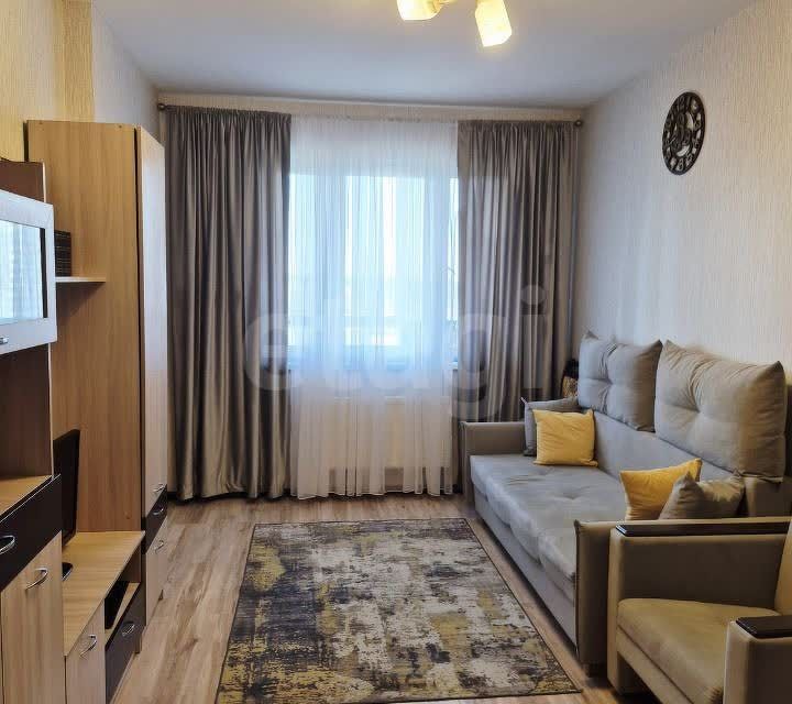 Продаётся 1-комнатная квартира, 38 м²