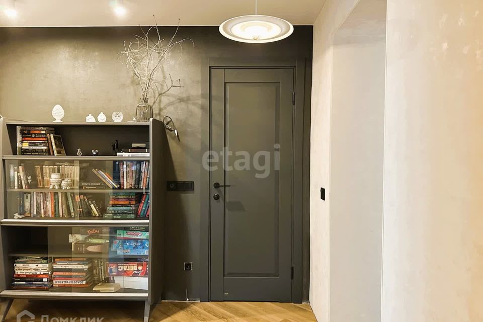 Продаётся 4-комнатная квартира, 73.3 м²