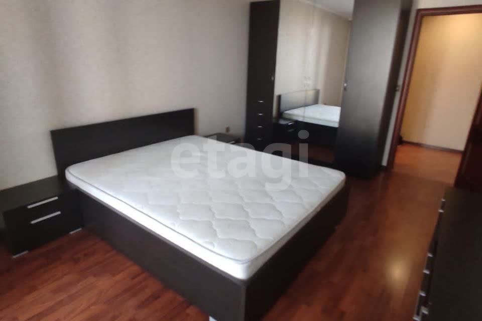 Продаётся 3-комнатная квартира, 95.5 м²