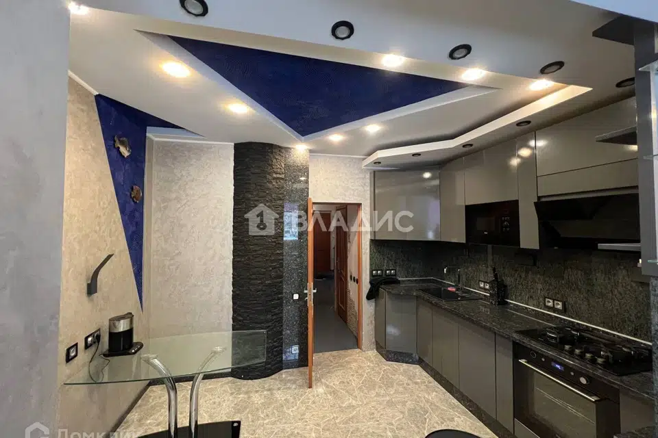 Продаётся 2-комнатная квартира, 50.7 м²