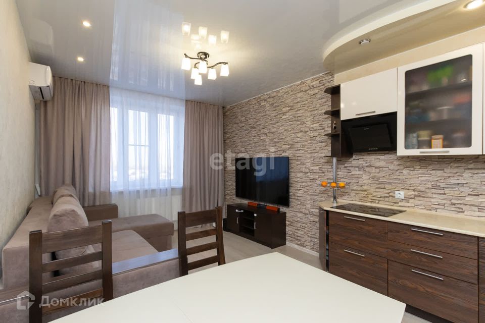 Продаётся 2-комнатная квартира, 56.2 м²