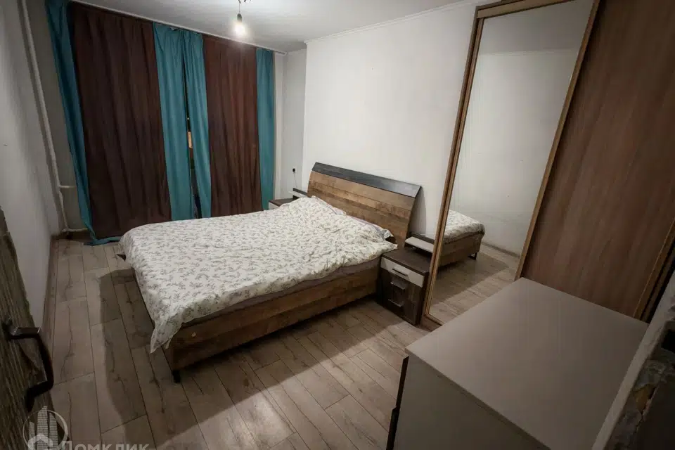 Продаётся 3-комнатная квартира, 56.5 м²
