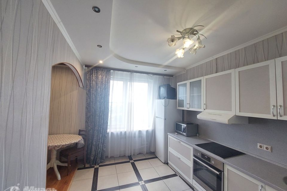 Сдаётся 2-комнатная квартира, 59.6 м²