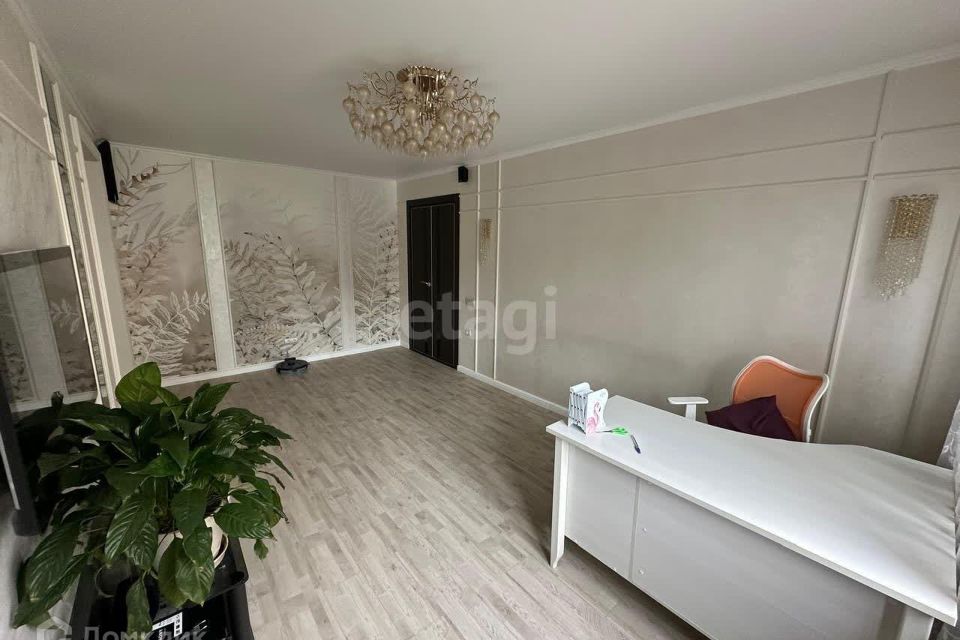 Продаётся 5-комнатная квартира, 110.3 м²
