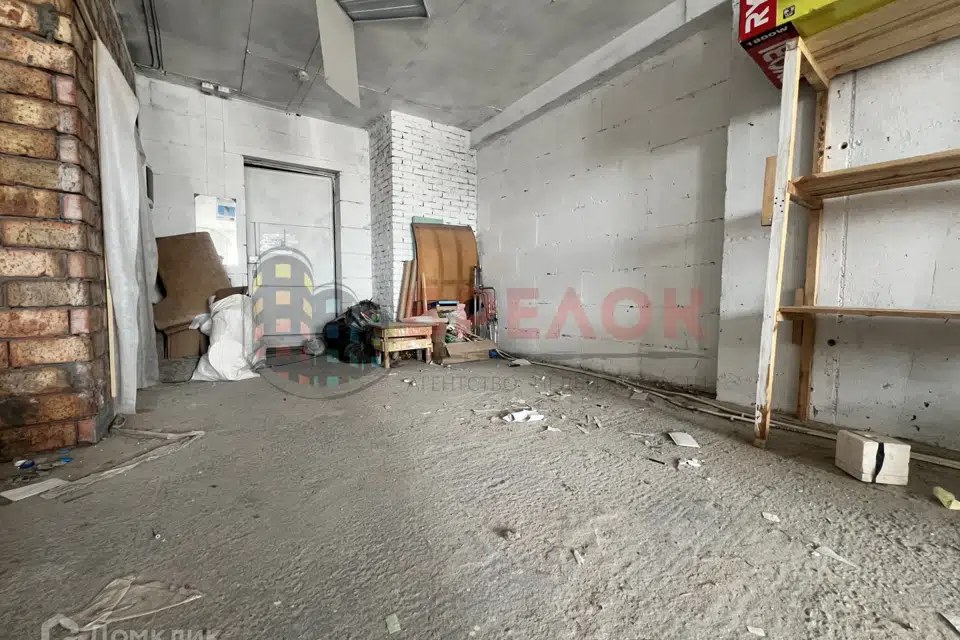 Продаётся 1-комнатная квартира, 56 м²