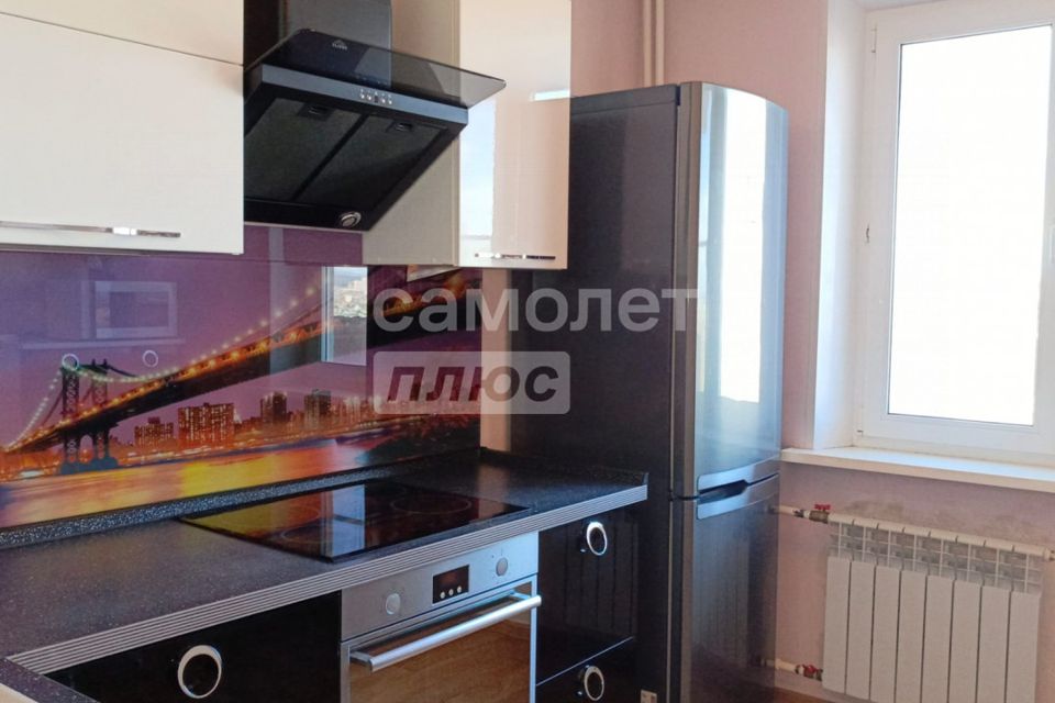 Продаётся 4-комнатная квартира, 80.4 м²