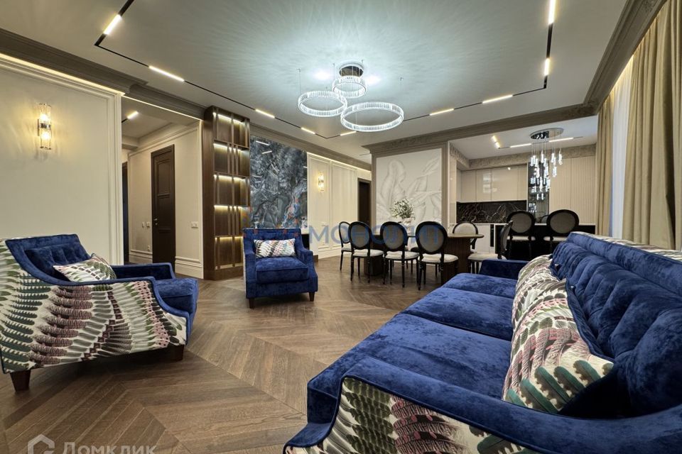 Продаётся 3-комнатная квартира, 146.2 м²