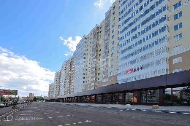 Продаётся 1-комнатная квартира, 54 м²