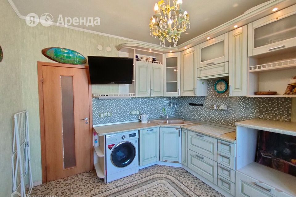 Сдаётся 2-комнатная квартира, 62 м²