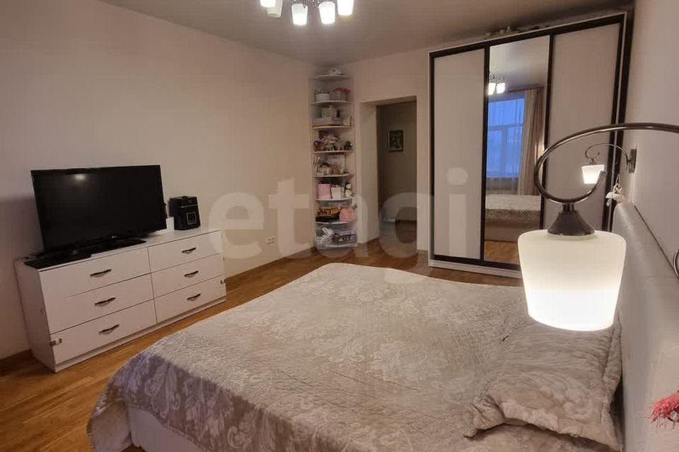 Продаётся 4-комнатная квартира, 102.6 м²