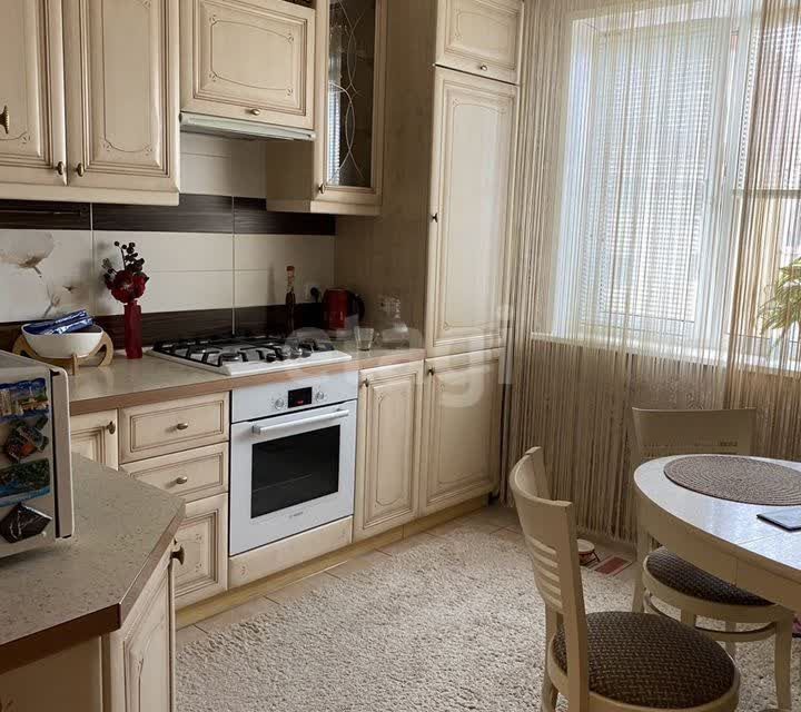 Продаётся 3-комнатная квартира, 65 м²